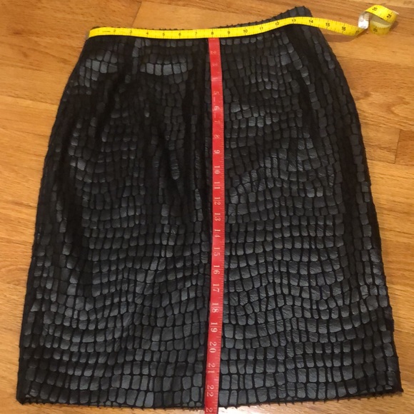 Anne Klein Women's Faux Leather Brooklyn Heights Skirt  Size 4 - Picture 11 of 14